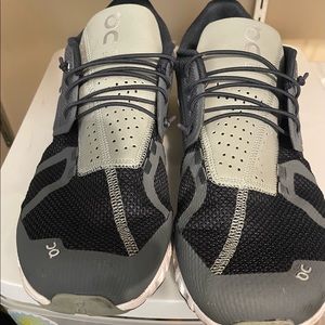 Men’s On Cloud Shoes Color Grey/Black , Size 12